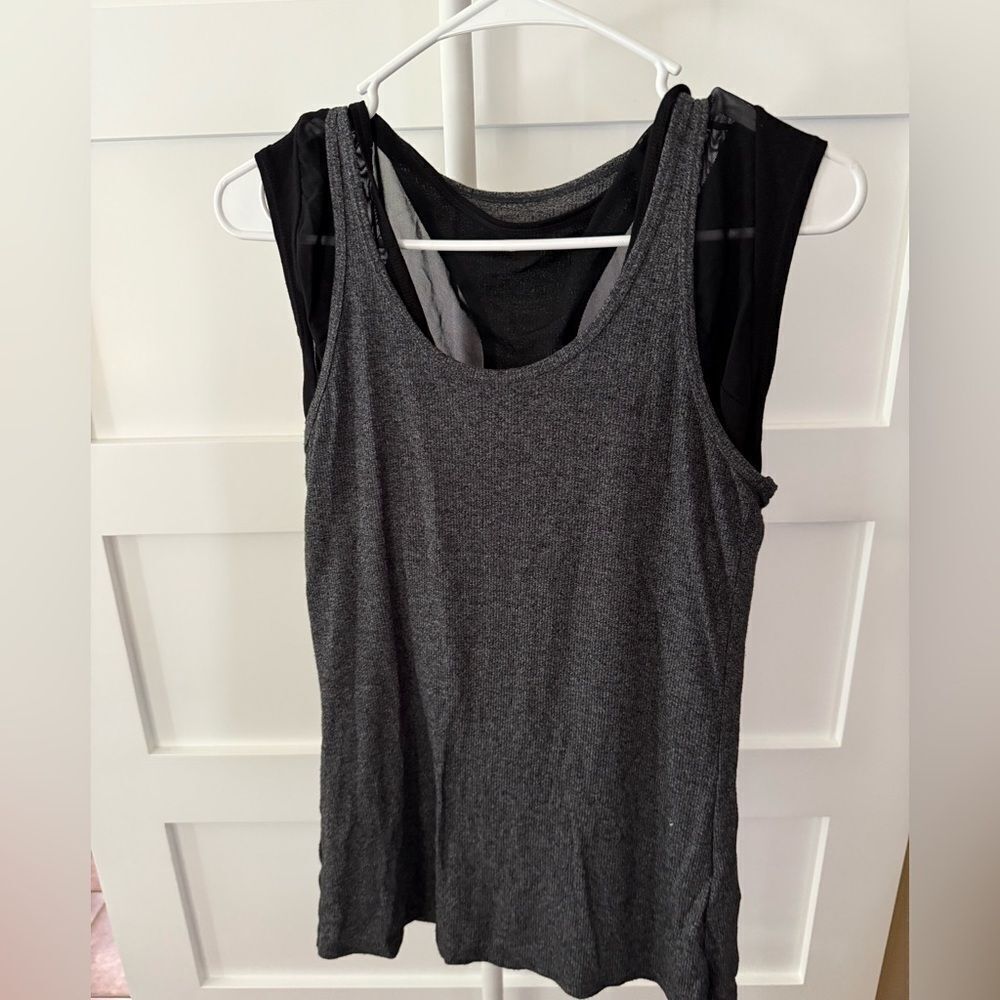 Women's Gray Sleeveless Top